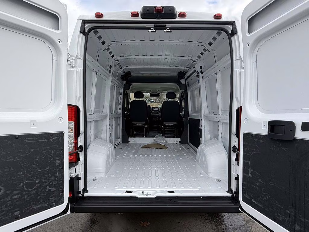 2026 Bright White Clearcoat Ram ProMaster 2500 High Roof FWD Van