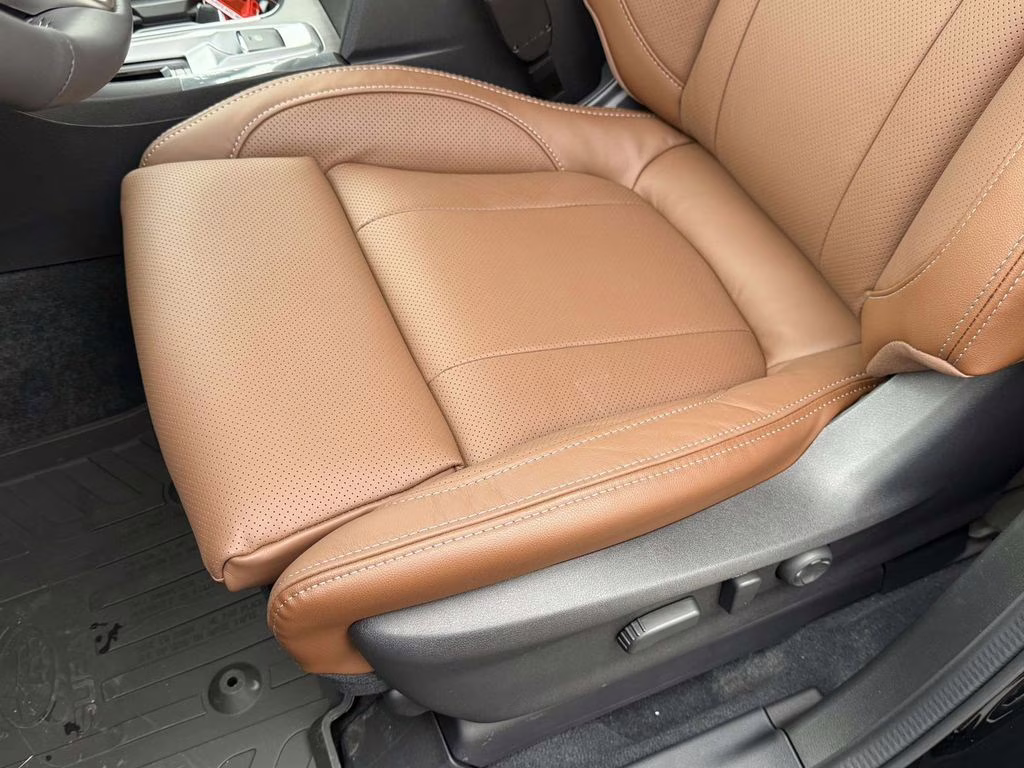 2026 Crystal Black Silica Subaru Ascent Touring AWD SUV