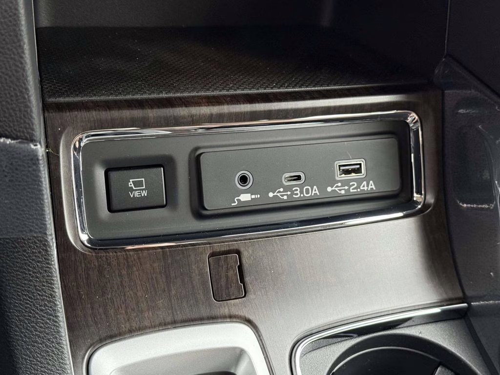 2026 Crystal Black Silica Subaru Ascent Touring AWD SUV