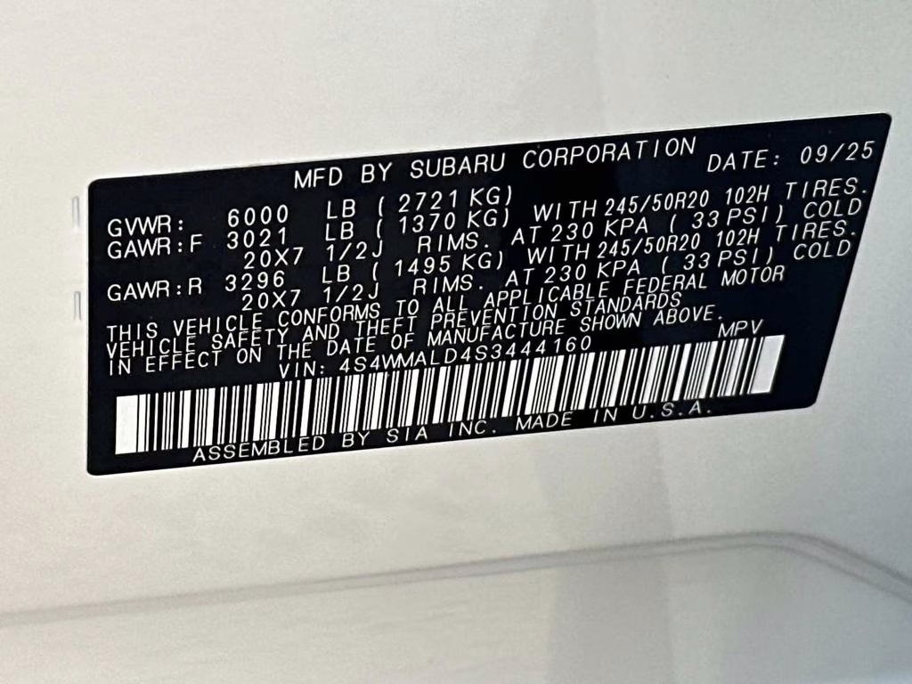 2025 Crystal White Pearl Subaru Ascent Limited AWD SUV