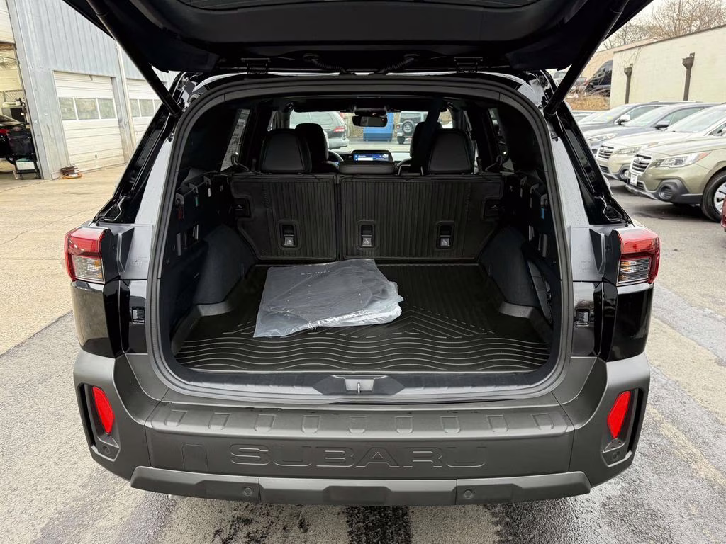 2026 Crystal Black Silica Subaru Outback Limited AWD SUV