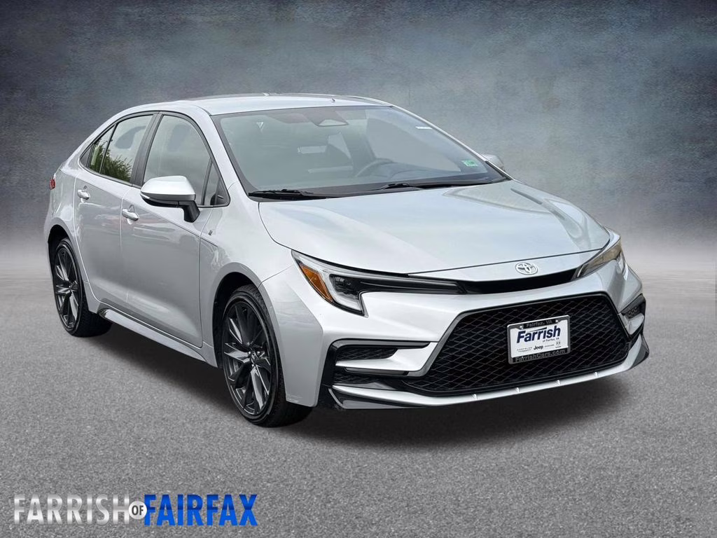 2024 Classic Silver Metallic Toyota Corolla Hybrid SE FWD Sedan