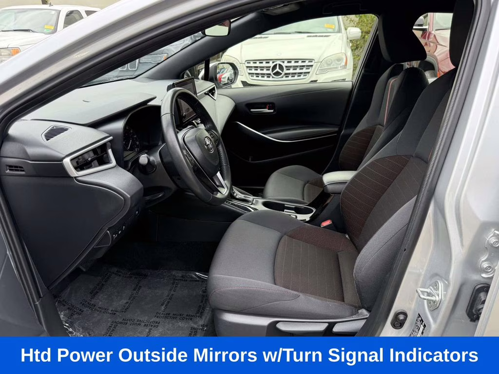 2024 Classic Silver Metallic Toyota Corolla Hybrid SE FWD Sedan