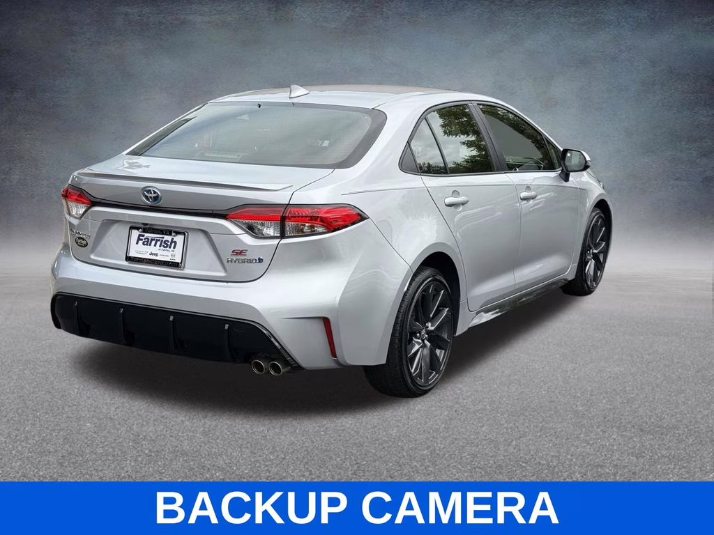 2024 Classic Silver Metallic Toyota Corolla Hybrid SE FWD Sedan