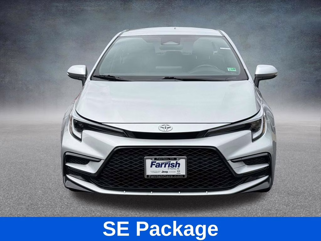 2024 Classic Silver Metallic Toyota Corolla Hybrid SE FWD Sedan