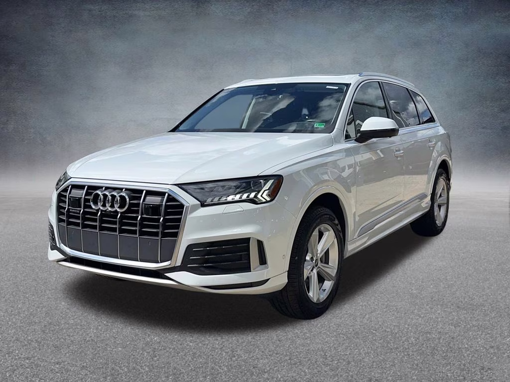 2024 Carrara White Audi Q7 45 Premium Plus AWD SUV