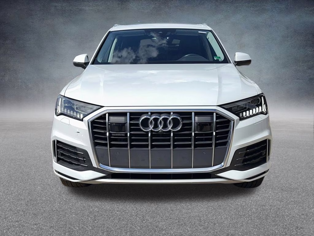 2024 Carrara White Audi Q7 45 Premium Plus AWD SUV