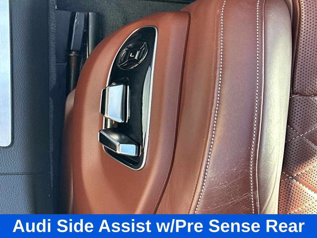 2022 Glacier White Metallic Audi S8 4.0T AWD Sedan