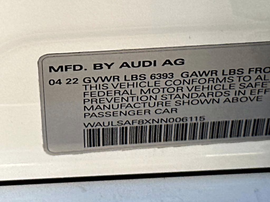 2022 Glacier White Metallic Audi S8 4.0T AWD Sedan