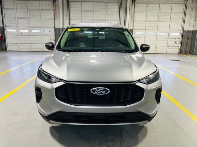 2023 Silver Metallic Ford Escape Hybrid Active FWD SUV
