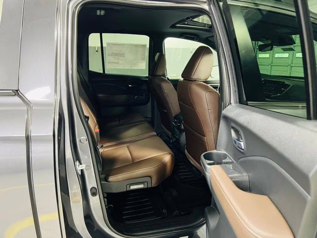 2026 Modern Steel Metallic Honda Ridgeline RTL AWD Truck