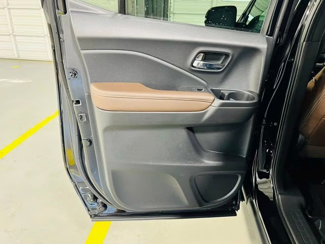 2026 Crystal Black Pearl Honda Ridgeline RTL AWD Truck