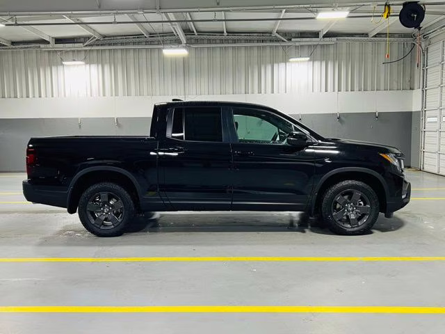 2026 Crystal Black Pearl Honda Ridgeline TrailSport AWD Truck