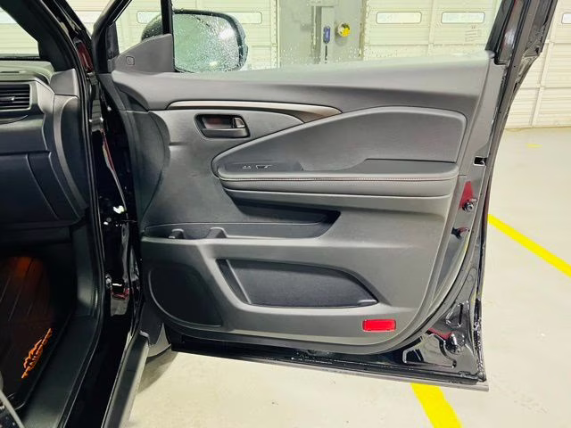 2026 Crystal Black Pearl Honda Ridgeline TrailSport AWD Truck