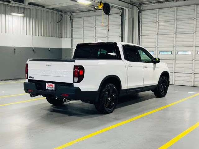 2026 Platinum White Pearl Honda Ridgeline Black Edition AWD Truck