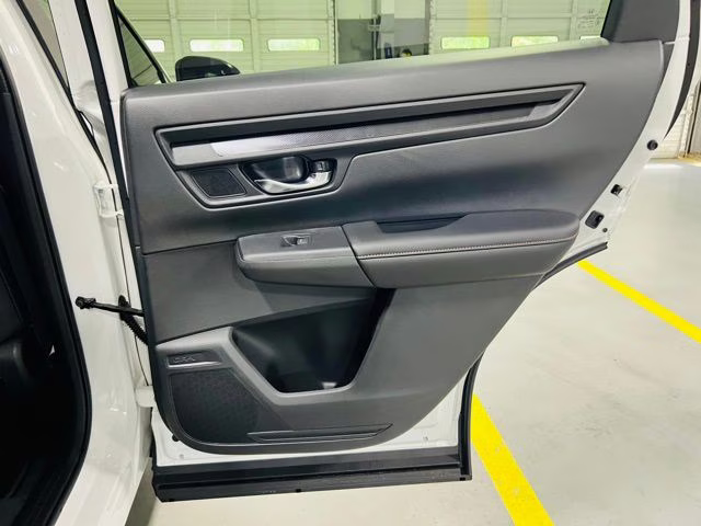 2026 Platinum White Pearl Honda CR-V Hybrid Sport-L FWD SUV