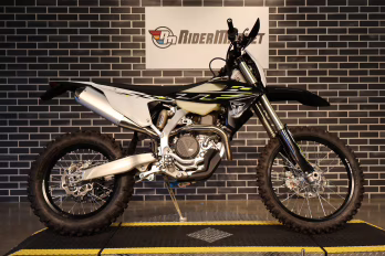 2026 JET BLACK / PURE WHITE Triumph TF 450-E Motorcycle