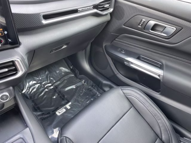 2026 Oxford White Ford Mustang GT Premium RWD Coupe