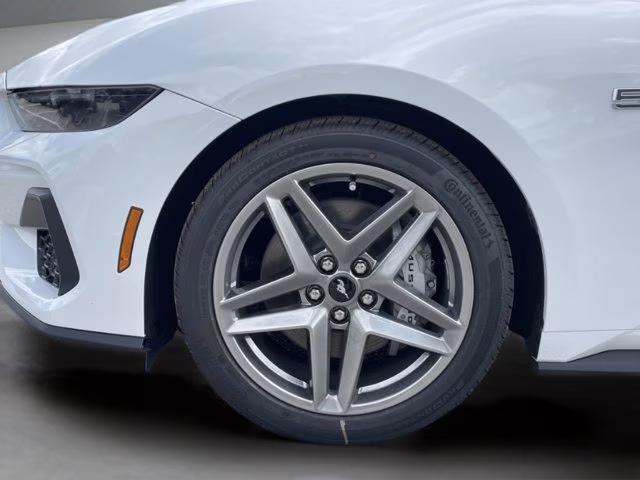 2026 Oxford White Ford Mustang GT Premium RWD Coupe