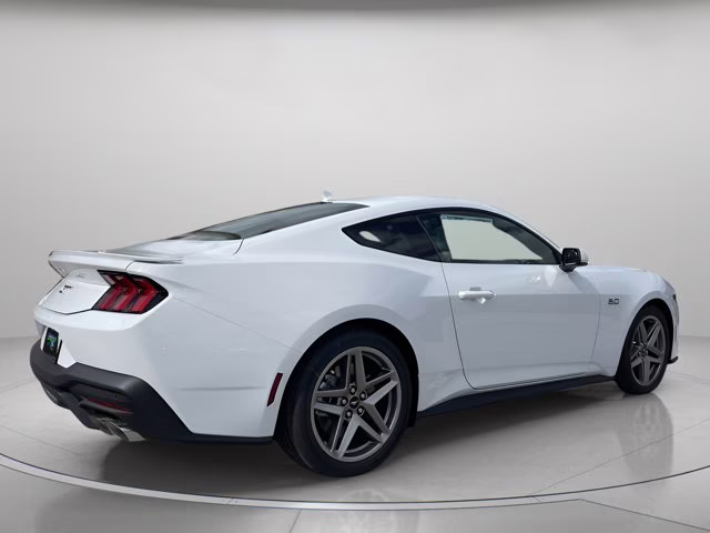 2026 Oxford White Ford Mustang GT Premium RWD Coupe