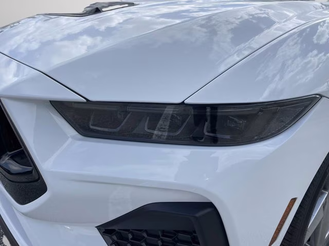 2026 Oxford White Ford Mustang GT Premium RWD Coupe