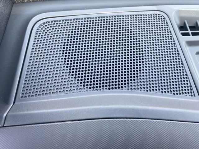 2026 Oxford White Ford Bronco Badlands 4X4 Convertible