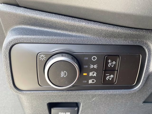 2026 Oxford White Ford Bronco Badlands 4X4 Convertible