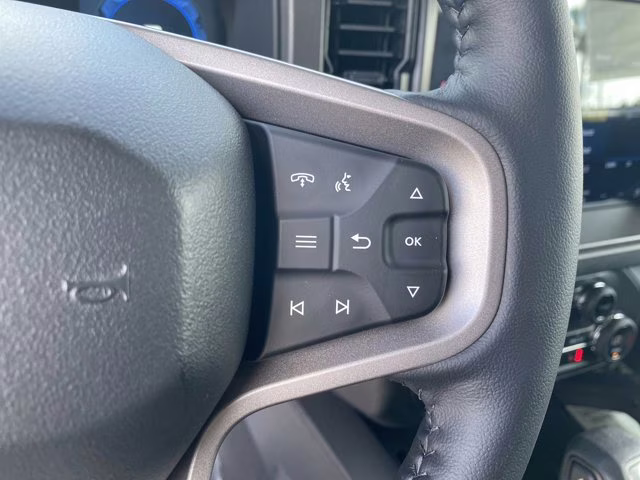 2026 Oxford White Ford Bronco Badlands 4X4 Convertible