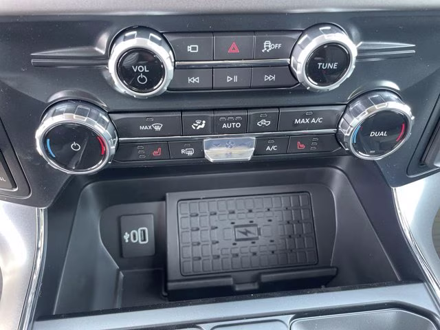 2026 Avalanche Ford F-150 XLT 4X4 Truck