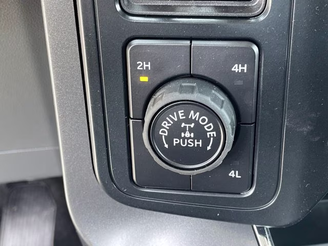 2026 Avalanche Ford F-150 XLT 4X4 Truck