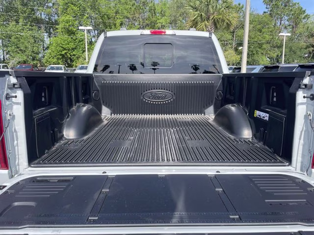 2026 Avalanche Ford F-150 XLT 4X4 Truck