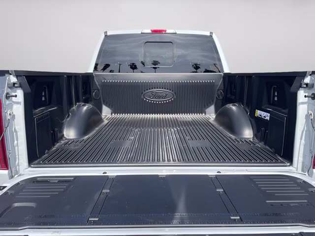 2026 Avalanche Ford F-150 XLT 4X4 Truck