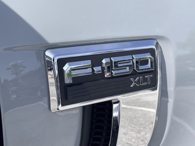 2026 Avalanche Ford F-150 XLT 4X4 Truck