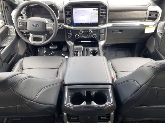 2026 Agate Black Metallic Ford F-150 LARIAT 4X4 Truck