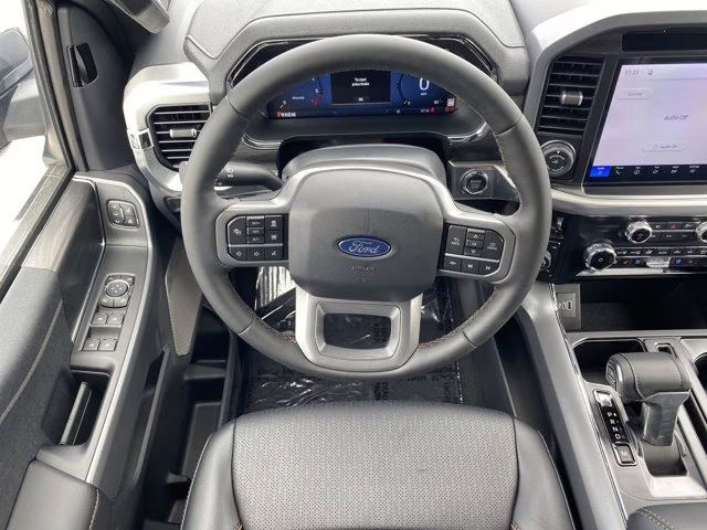 2026 Agate Black Metallic Ford F-150 LARIAT 4X4 Truck