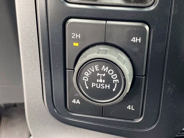 2026 Agate Black Metallic Ford F-150 LARIAT 4X4 Truck