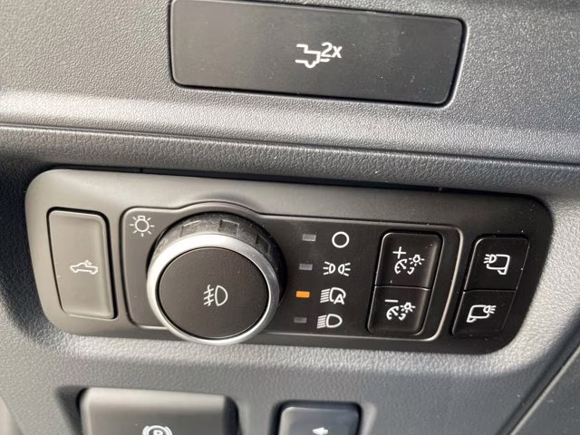 2026 Agate Black Metallic Ford F-150 LARIAT 4X4 Truck