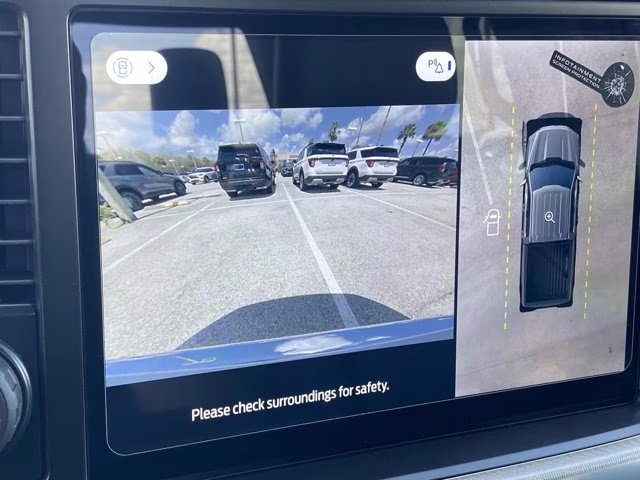 2026 Avalanche Ford F-150 LARIAT 4X4 Truck