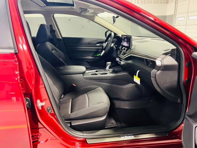 2025 Scarlet Ember Nissan Altima 2.5 SV FWD Sedan