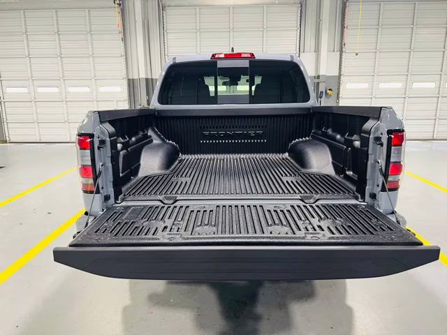 2025 Boulder Gray Pearl Nissan Frontier PRO-4X 4X4 Truck