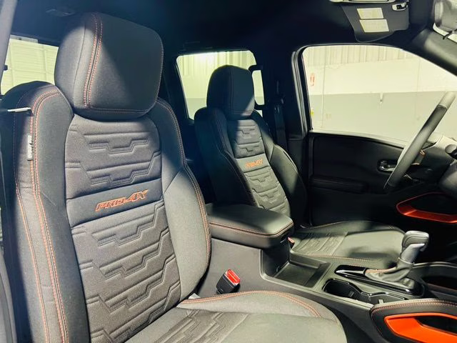 2025 Super Black Nissan Frontier PRO-4X 4X4 Truck