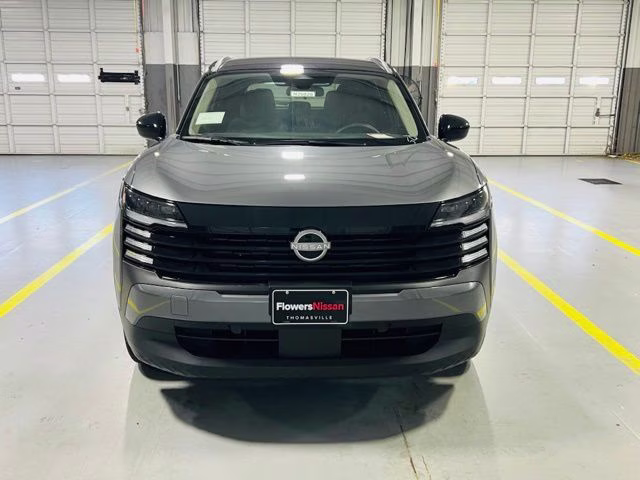 2026 Gun Metallic/Super Black Nissan Kicks SV FWD SUV