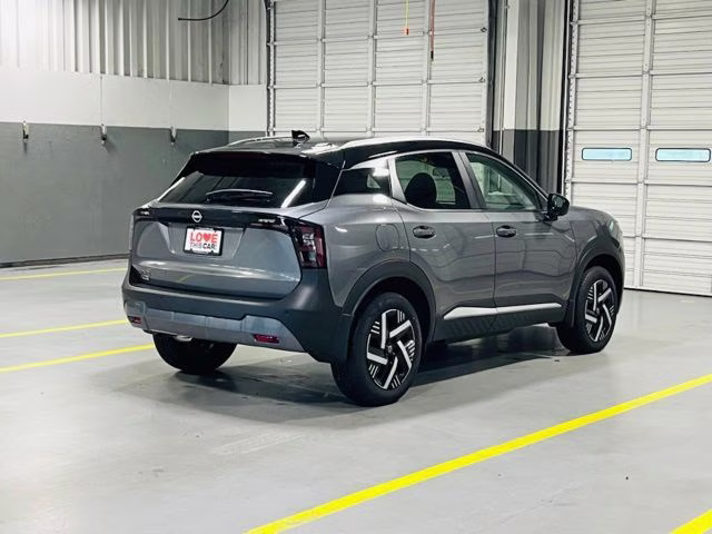 2026 Gun Metallic/Super Black Nissan Kicks SV FWD SUV