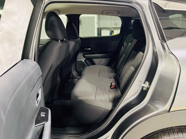 2026 Gun Metallic/Super Black Nissan Kicks SV FWD SUV