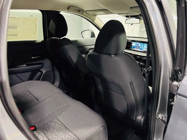 2026 Gun Metallic/Super Black Nissan Kicks SV FWD SUV