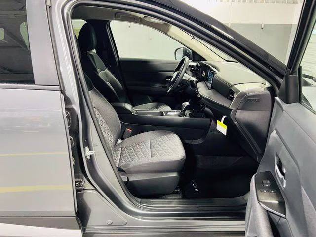 2026 Gun Metallic/Super Black Nissan Kicks SV FWD SUV