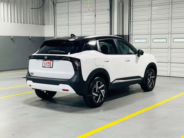 2026 Aspen White/Super Black Nissan Kicks SV FWD SUV