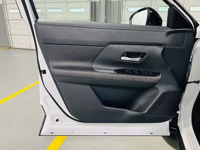 2026 Aspen White/Super Black Nissan Kicks SV FWD SUV