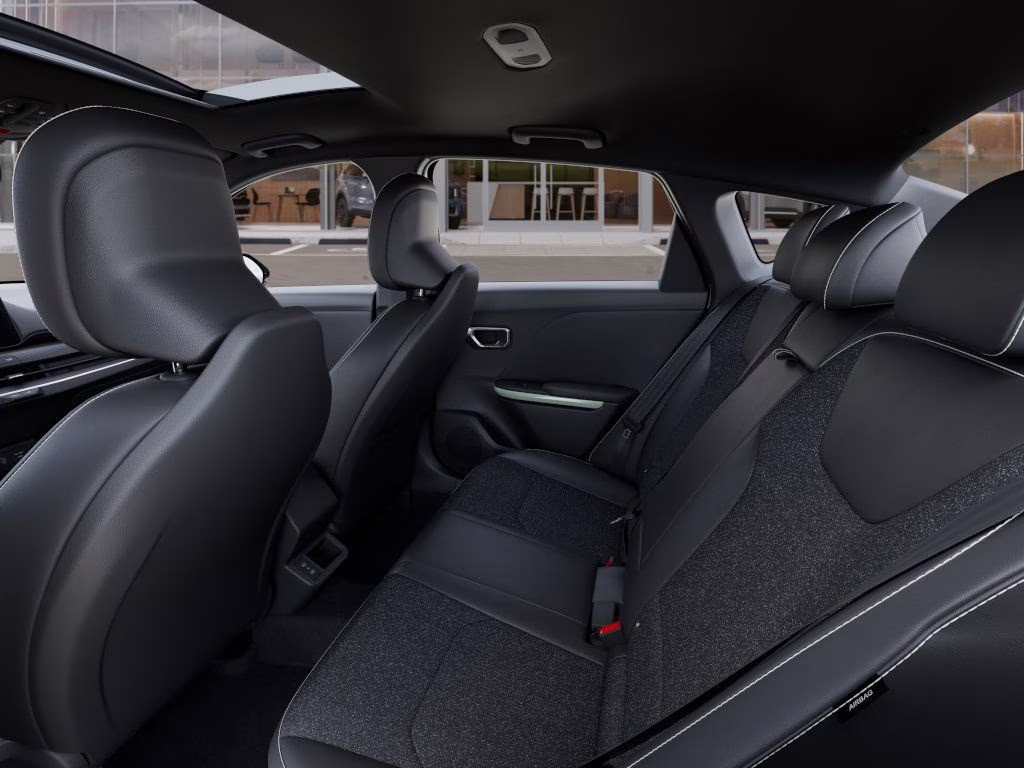 2025 Snow White Pearl Kia K4 GT-Line FWD Sedan