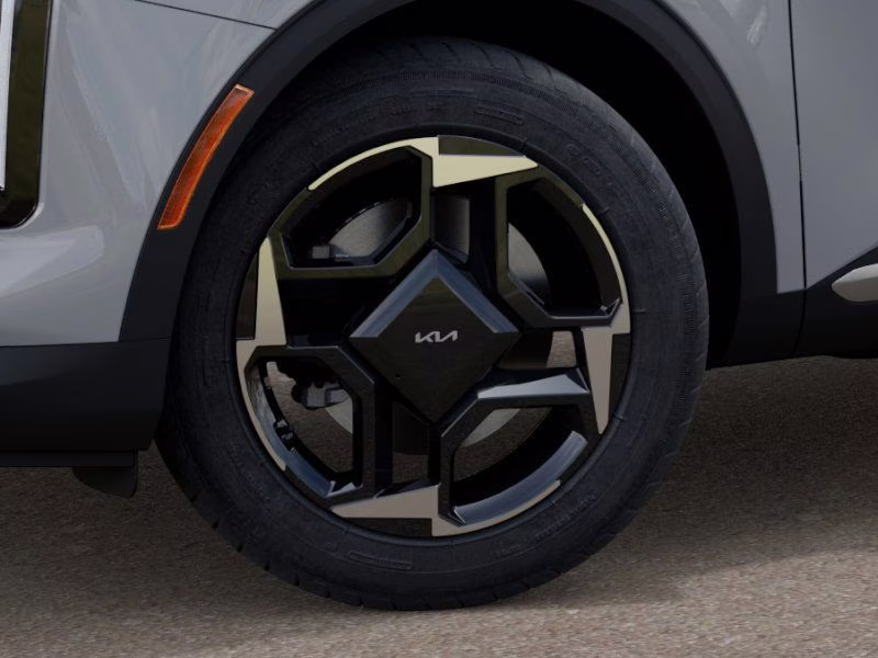 2026 Wolf Gray Kia Sportage EX FWD SUV